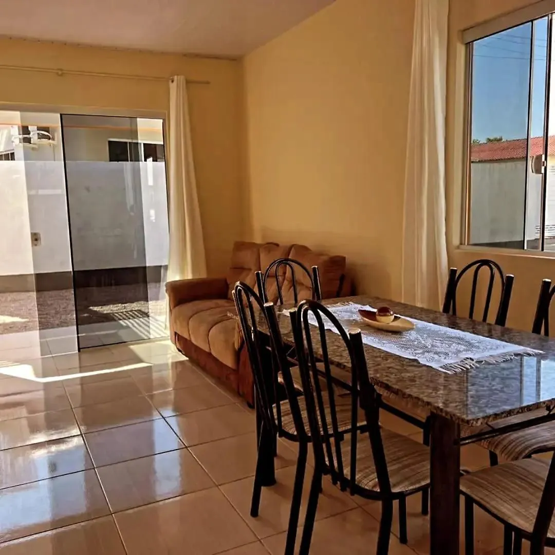 Hébergement de vacances Villa Refugio Da Camboa - Casa Laranja à Armação Brésil